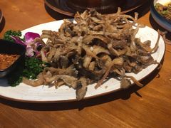 椒盐什菌-觅山云南菜(泊富ICITY店)