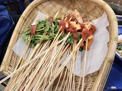 -马路边边串串香形象店(磐石路店)