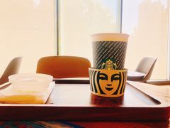 -星巴克臻选(湖滨道店)