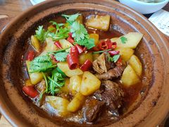 -有红鸡毛店·川菜(建设路店)