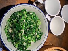 -洞庭土菜小炒馆(易发广场店)