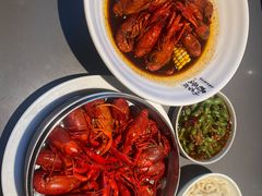 -龙巢盱眙龙虾·牛蛙·烧烤宵夜(八卦岭店)