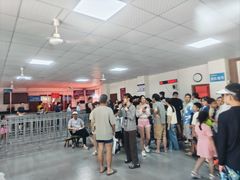 -安吉龙王山峡谷漂流