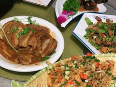 -鲜榨果汁·啤酒鱼(环岛河店)