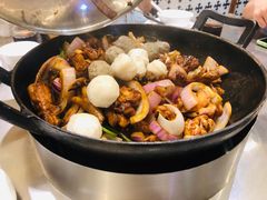 -胡须佬鸡煲四季火锅店(石厦西村直营店)