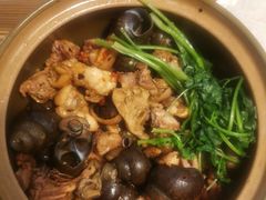 -食爺炭炉鸡煲·烧烤