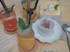 红柚气泡水-禾康家蛋糕店