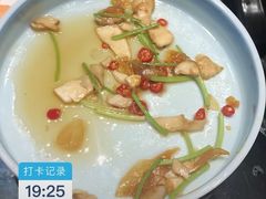 -黔蘑菇四季餐厅(观山湖店)