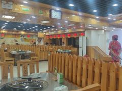 -屯老二农家铁锅炖·行业领军者(梅江店)