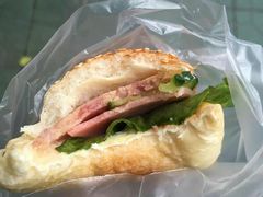 -华荣西饼屋(永护店)