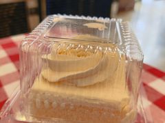 -红宝石·鲜奶小方·海派西点房(南丹店)