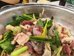 -周良天山牛杂城(天山路总店)