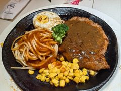 -汤姆家的牛排意面披萨(融创茂店)