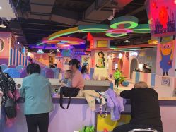 -万升儿童王国(万辉店)