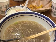 -云阿蛮云南生烫牛肉米线(奉贤路店)