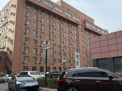 -北京市海淀医院-停车场