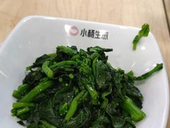 炝拌时蔬-小杨生煎(成山巴黎春天店)