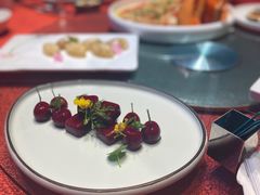 山楂鹅肝-青岛富力艾美酒店-乐美中餐厅创意胶东菜