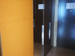 衣柜-青岛富力艾美酒店