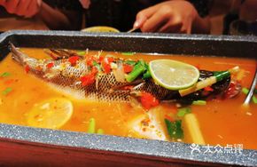 Tom Yum Sea Bass in Hot Pot