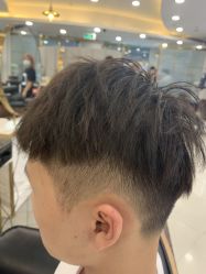 点击看大图 -八佰伴8008星级形象店