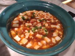 小龙虾麻婆豆腐-蜜桃花开·中西融合菜E&W(南长街店)