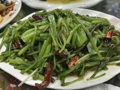 -泸沽肴(泸沽湖大洛水村农村信用社旁店)