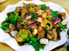 -二孃鸡爪爪(东郊记忆店)