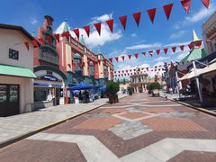 -泰达航母主题公园