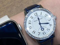 -华夏典当行(龙德广场店)