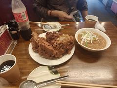 -王记酱骨头馆(新华路一店)