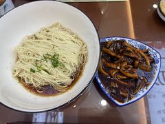 -百年老字号·观振兴蟹黄面·三虾面·苏式面(观前街富仁坊巷店)