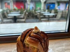-VERIE BAKEHOUSE