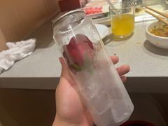 -海底捞火锅(新松江路生日主题店)