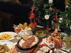 -Mogul Eatery·大亨餐酒馆
