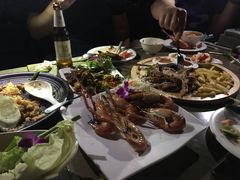 -The Dishes Seafood & Restaurant