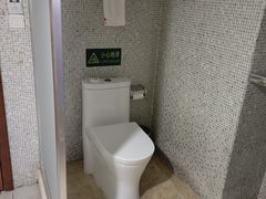 -简洛澜山酒店(武汉光谷步行街店)