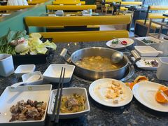 -一席地·本地鸡窝·杭帮鸡火锅(萧山银隆百货店)