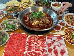 -大众跷脚牛肉馆·非遗传承单位(峨眉山店)