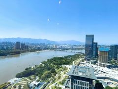 -三迪希尔顿酒店欢厨自助餐厅·高空闽江全景