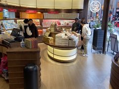 -嘉华鲜花饼·现烤(昆明老街店)