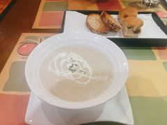 奶油蘑菇汤-安妮意大利餐厅(国贸店)