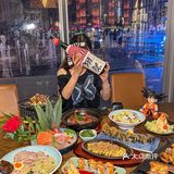 下班后的治愈时刻，被这家烧鸟酒场的江景美到了