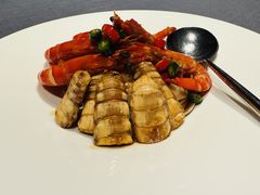 -鲁采LU STYLE(新天地店)