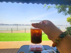 -游心咖啡(青山滨江店)