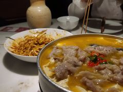 -初蓉丨遇见新川菜(亲贤街荣耀店)