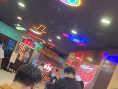 等位区-山焱·炭火自助烤肉(周浦万达店)
