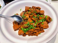 马仕金牌肥肠煲-马仕玖煲·融合菜·酥不腻烤鸭(人大店)