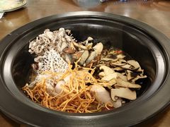 -菌乡缘·野生菌蒸汽鱼火锅(江边夜市店)