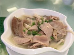 -万山楼海鲜酒家·二十三年老字号